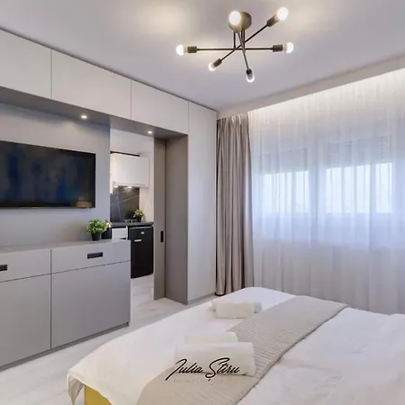 Government Deluxe By Magic