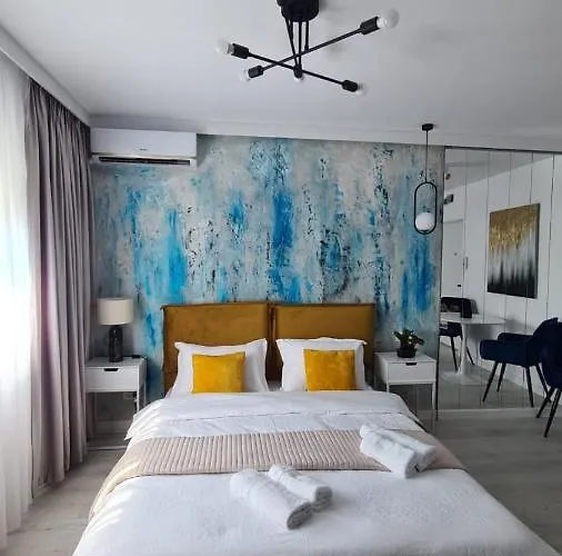 Government Deluxe By Magic 4*