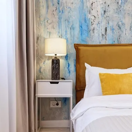 Government Deluxe By Magic 4*